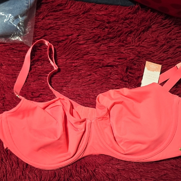 Cacique Other - Cacique Pink T-Shirt Bra with Molded Cups